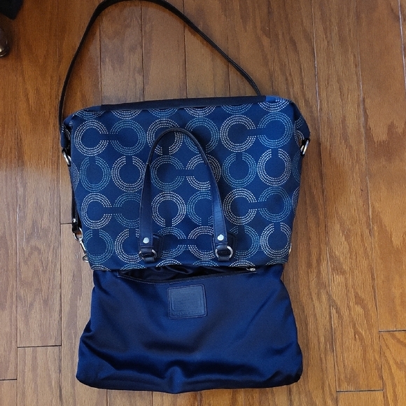 Coach Dark Blue and Tan Signature  Patterned Shoulder Bag Crossbody F20049 - Picture 9 of 14